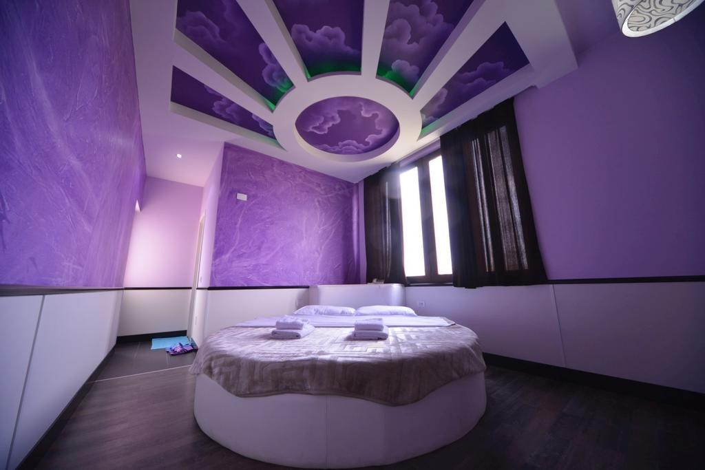 Hotel Lotus Tirana Værelse billede