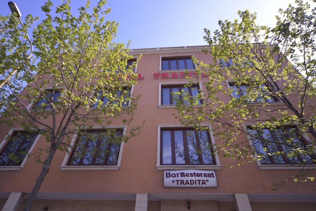 Hotel Lotus Tirana Eksteriør billede